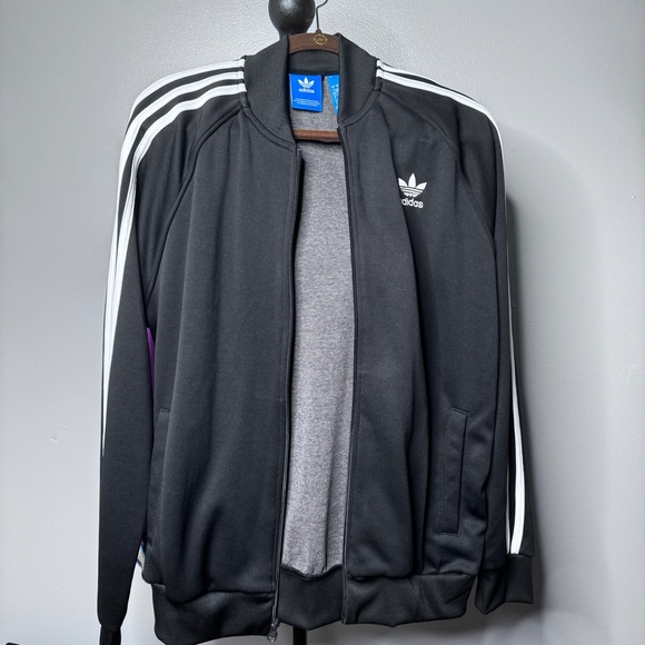 Adidas Men's Warm-Up Tricot Regular 3-Stripes Track Jacket, Black/White / L - Picture 5 of 6